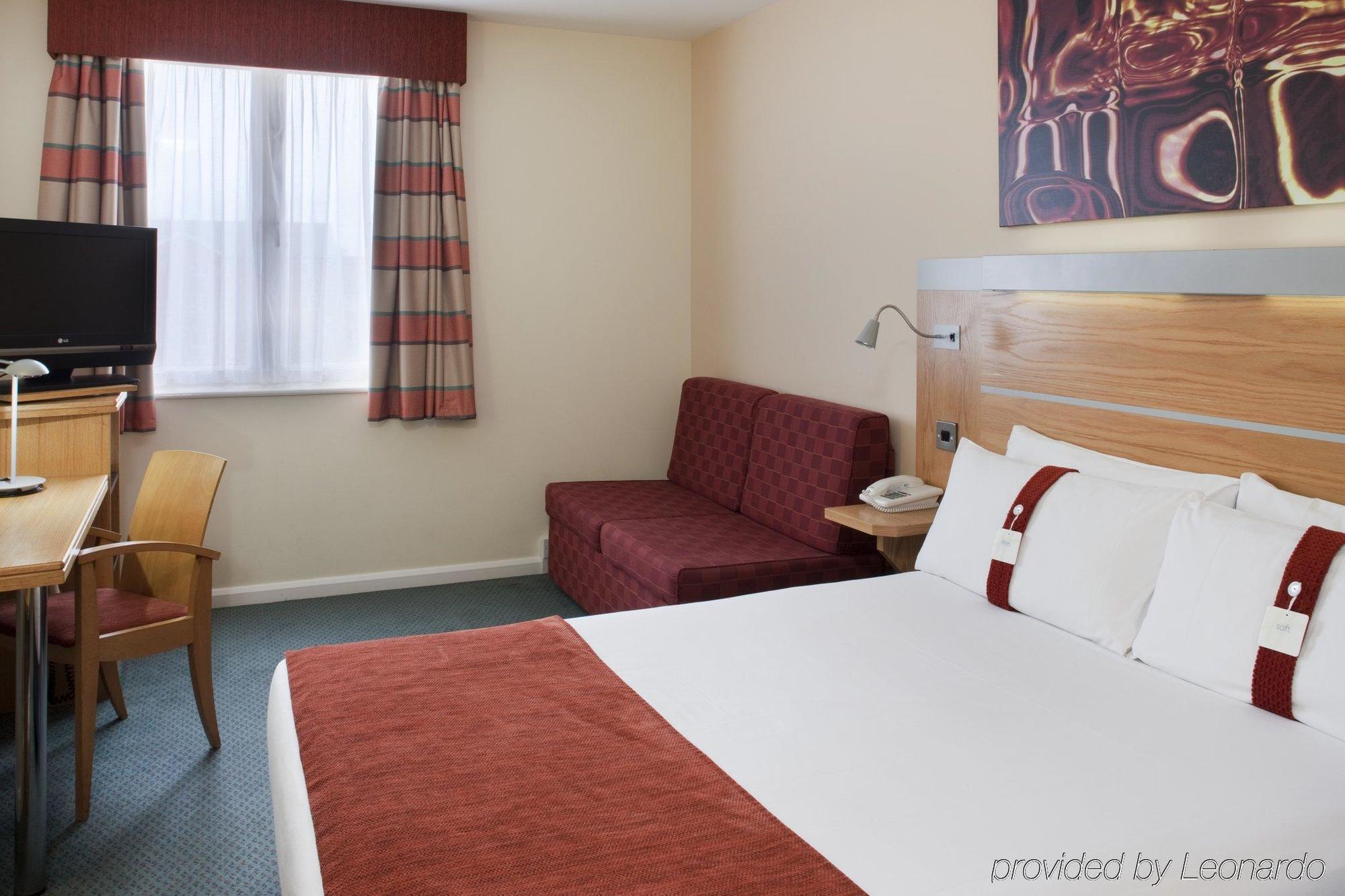 Holiday Inn Express Cardiff Bay By Ihg Κάρντιφ Δωμάτιο φωτογραφία